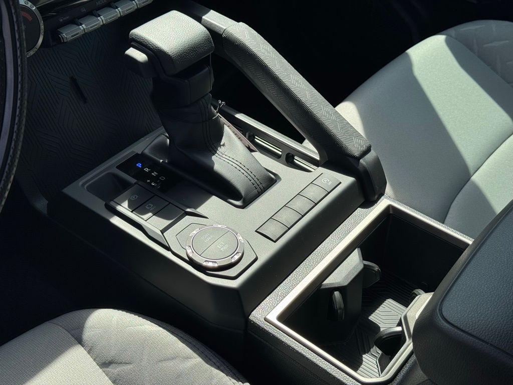 2025 Toyota Tacoma SR5 Double Cab photo 11