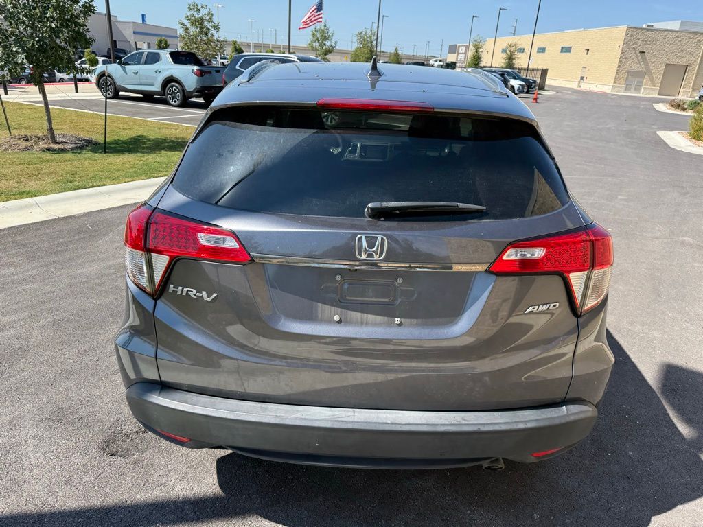 Thumbnail: 2022 Honda HR-V - 5