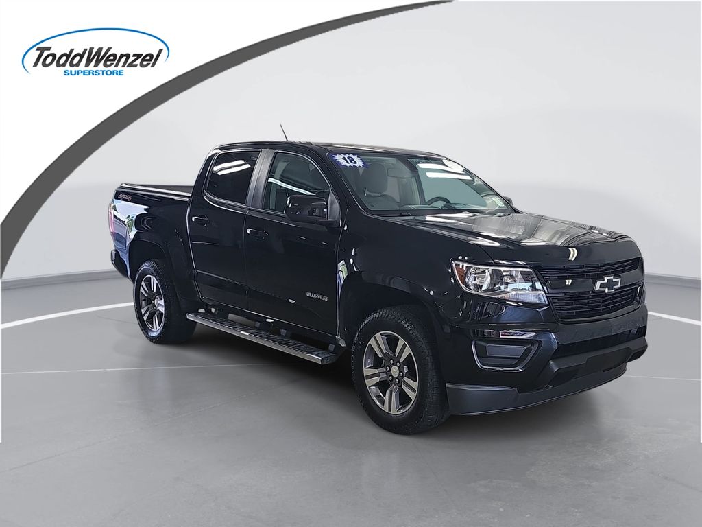 Black 2018 Chevrolet Colorado Pickup Truck Four-Wheel Drive 8-Speed Automatic
