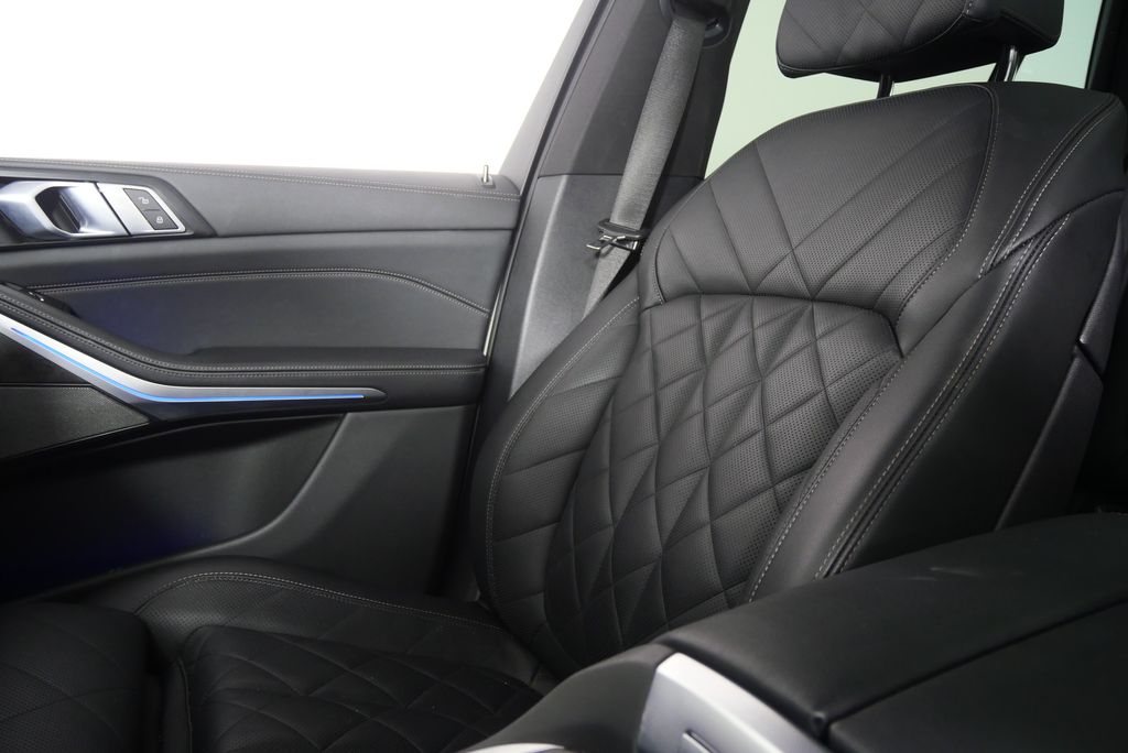 Thumbnail: 2024 BMW X5 - 29