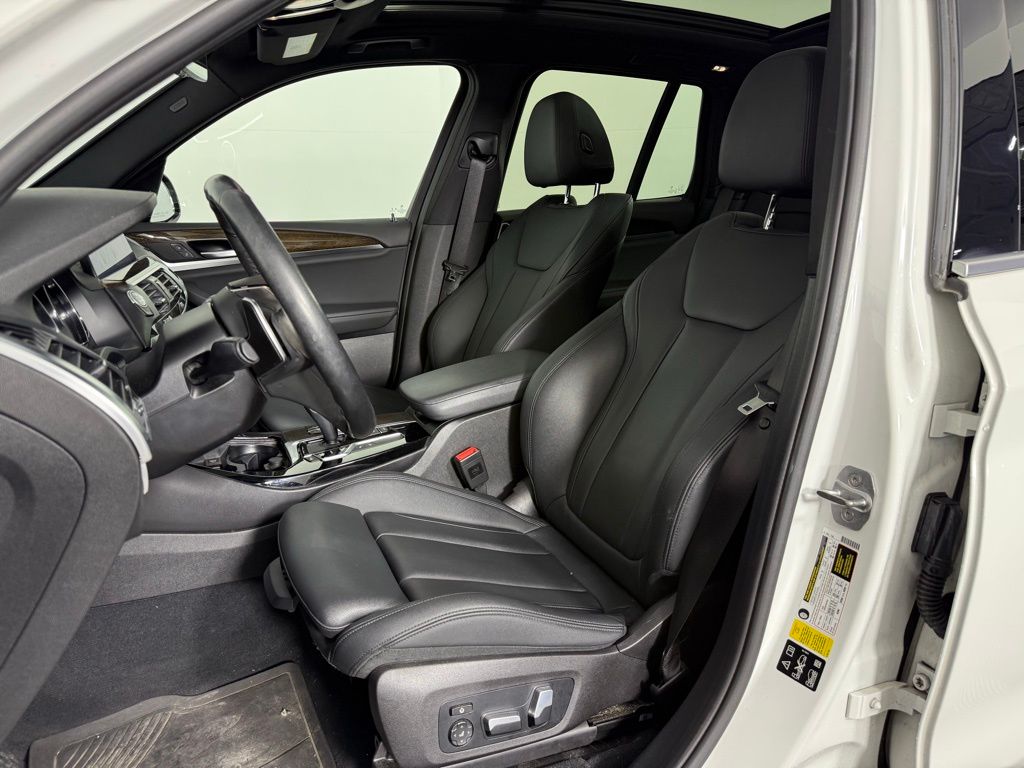 Thumbnail: 2020 BMW X3 - 14