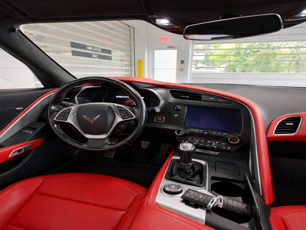 Thumbnail: 2015 Chevrolet Corvette - 12