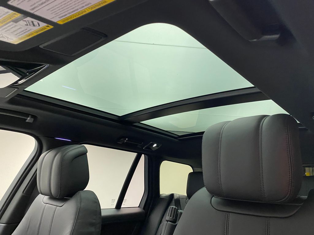 2020 Land Rover Range Rover HSE 19