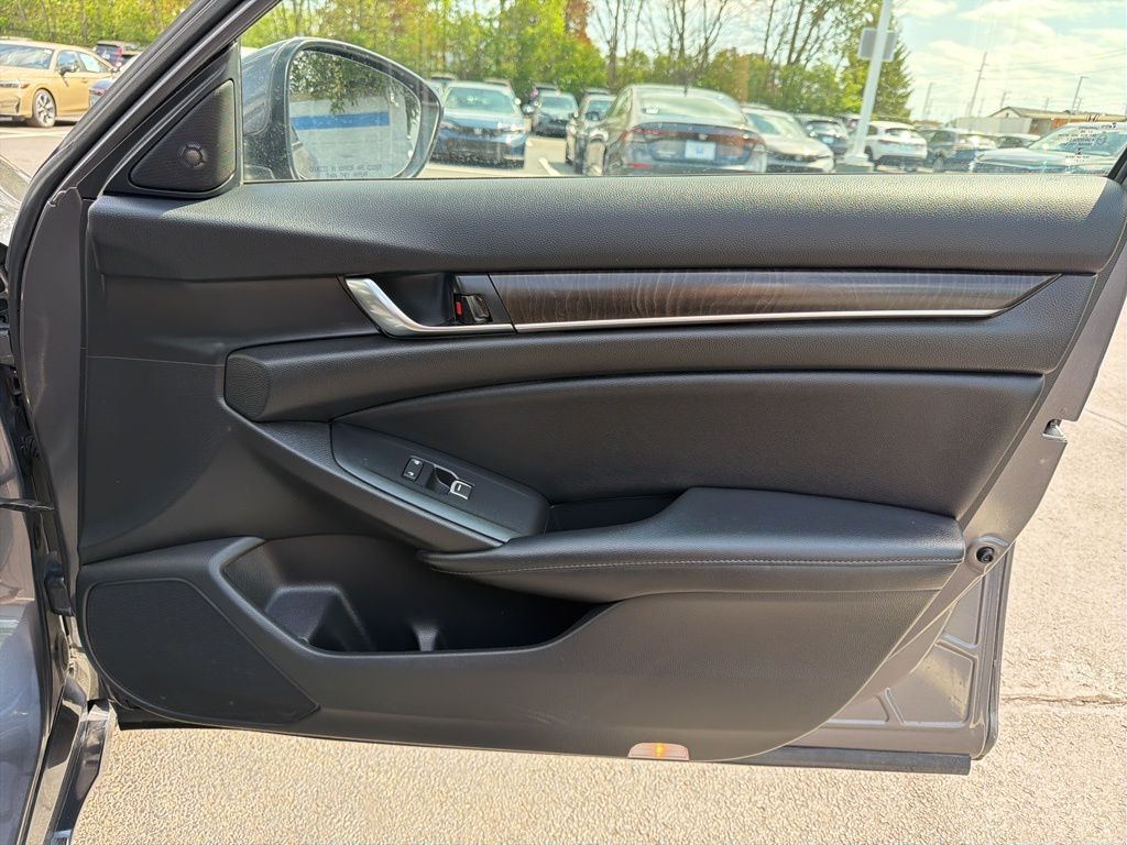 Thumbnail: 2021 Honda Accord - 25