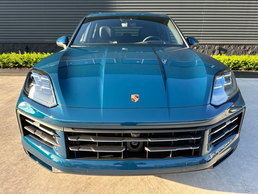 Thumbnail: 2026 Porsche Cayenne - 8