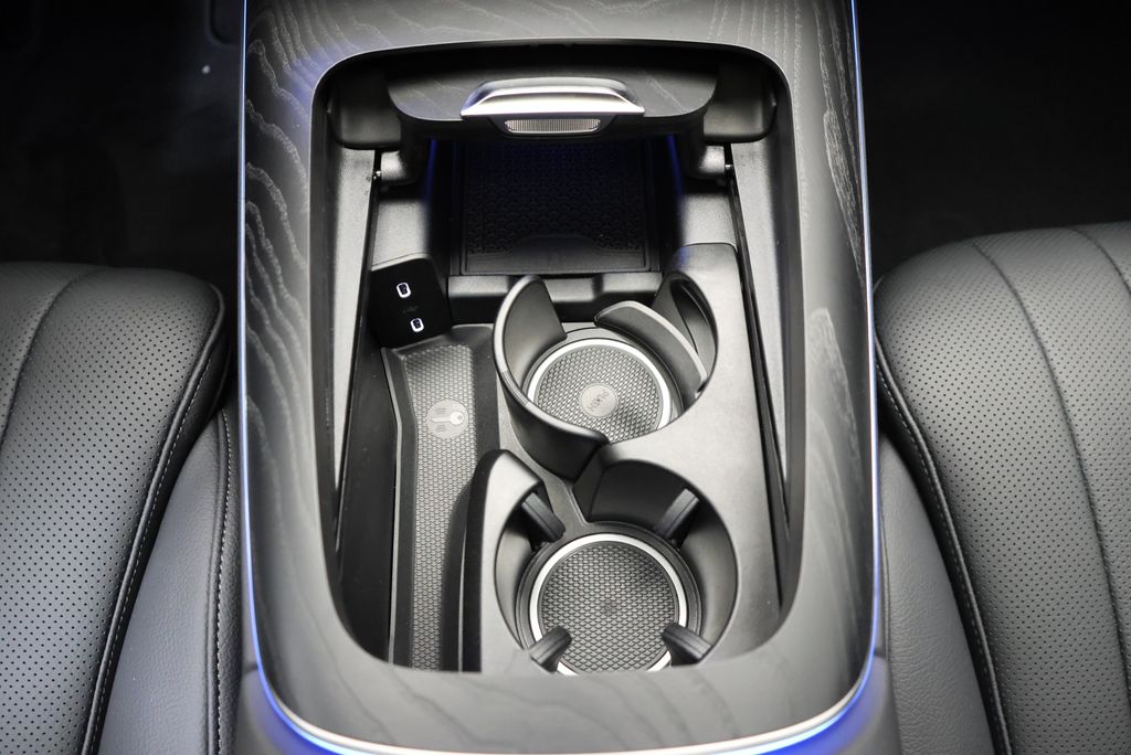 Thumbnail: 2027 Mercedes-Benz E-Class - 28