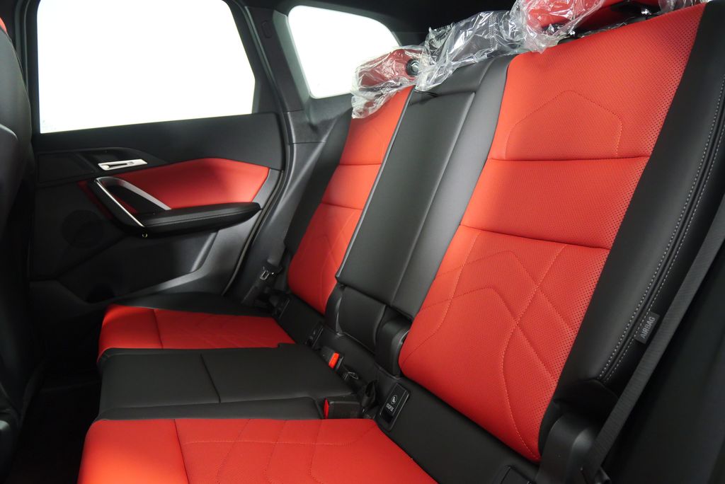 2025 BMW X1 xDrive28i 16