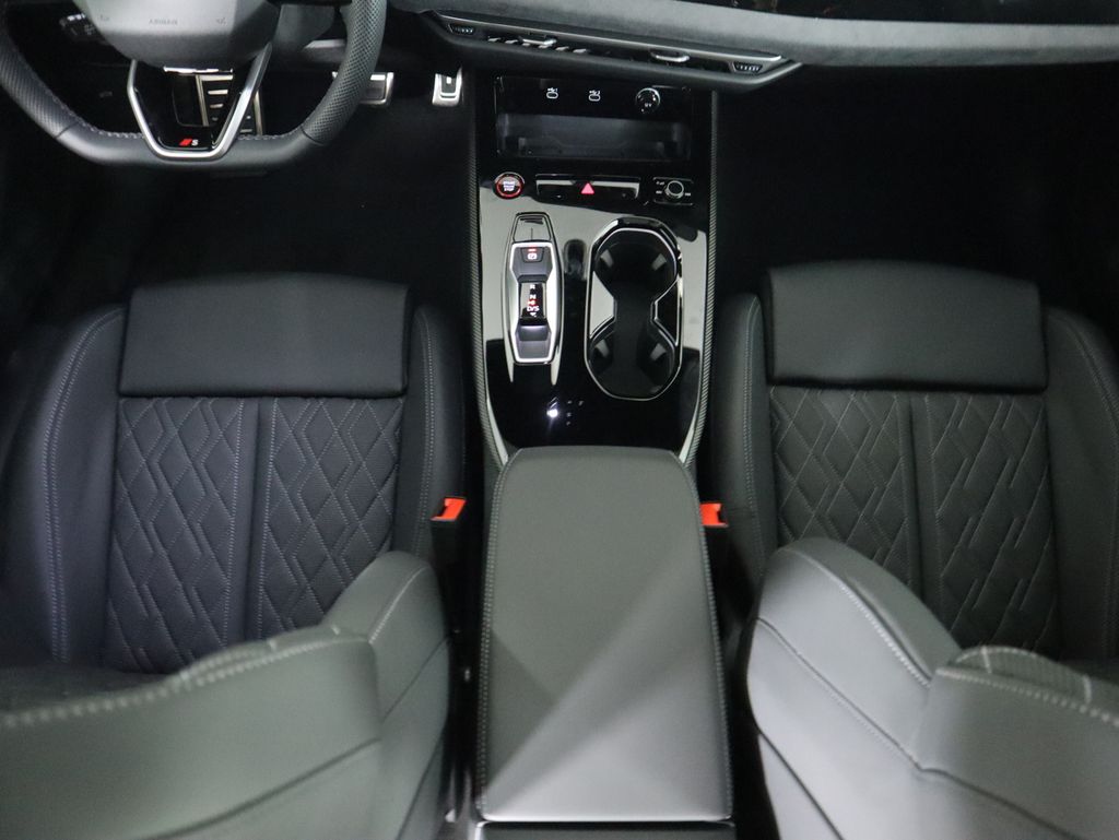 Thumbnail: 2025 Audi S5 - 18