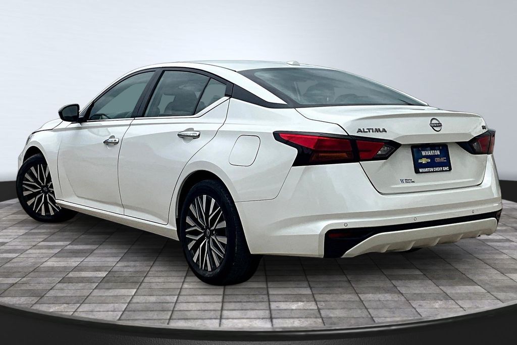 2024 Nissan Altima 2.5 SV - 4