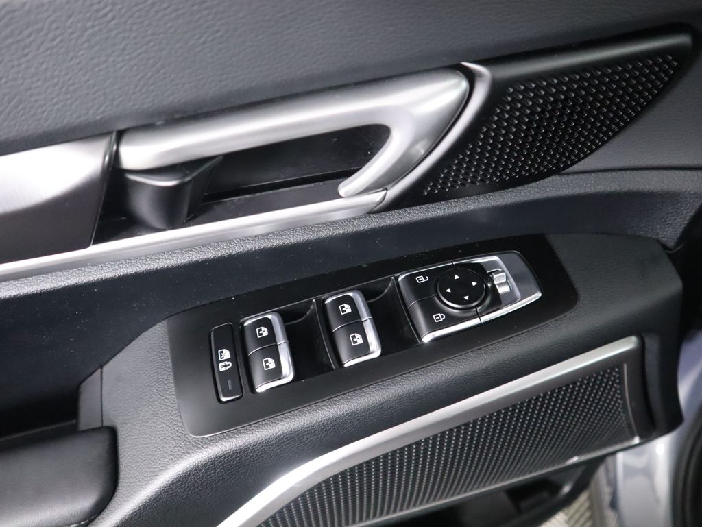 Thumbnail: 2024 Kia Telluride - 24