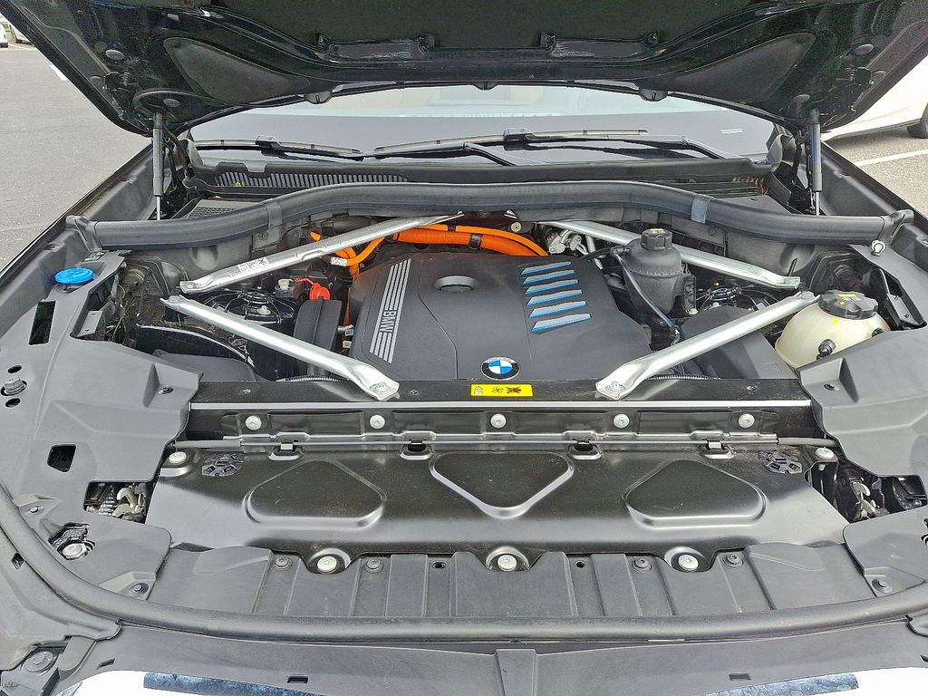 2023 BMW X5 xDrive45e 31