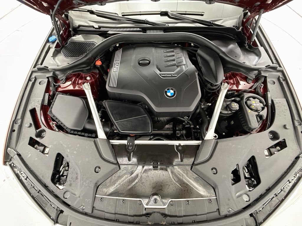 Thumbnail: 2023 BMW 5 Series - 28