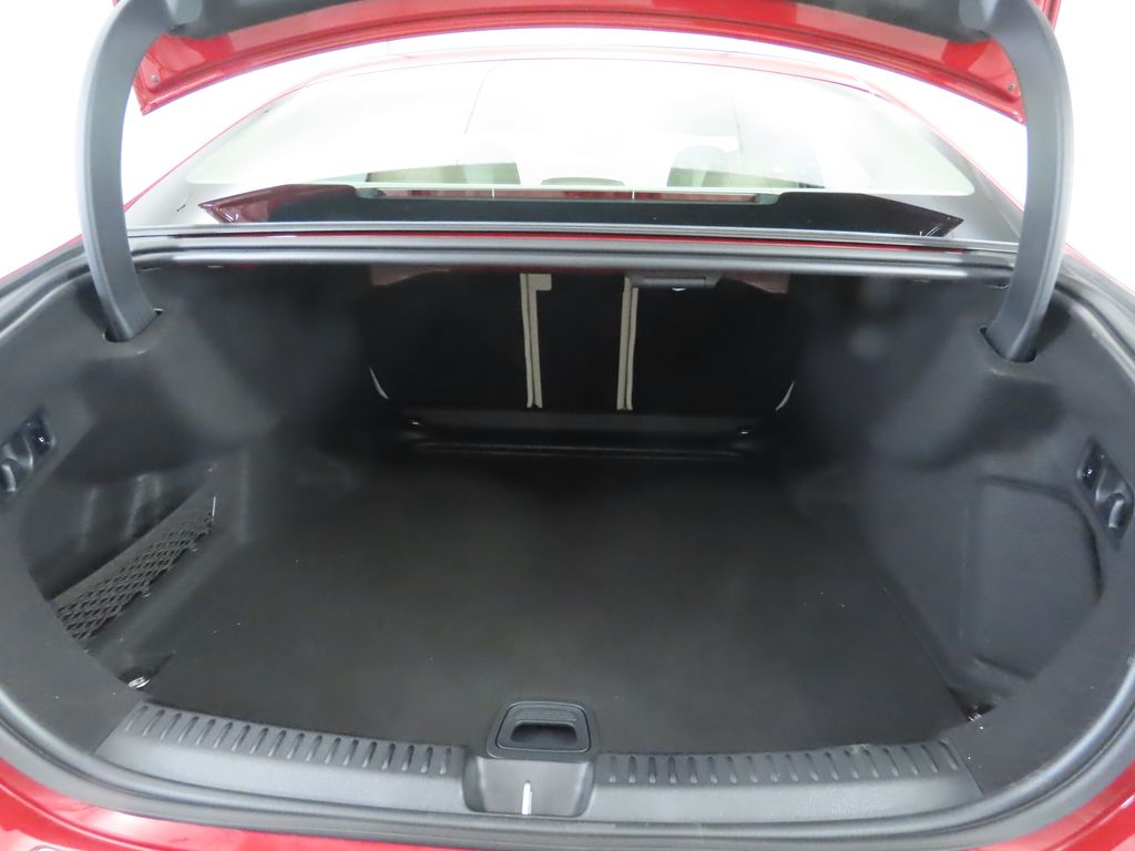 Thumbnail: 2026 Mercedes-Benz E-Class - 30