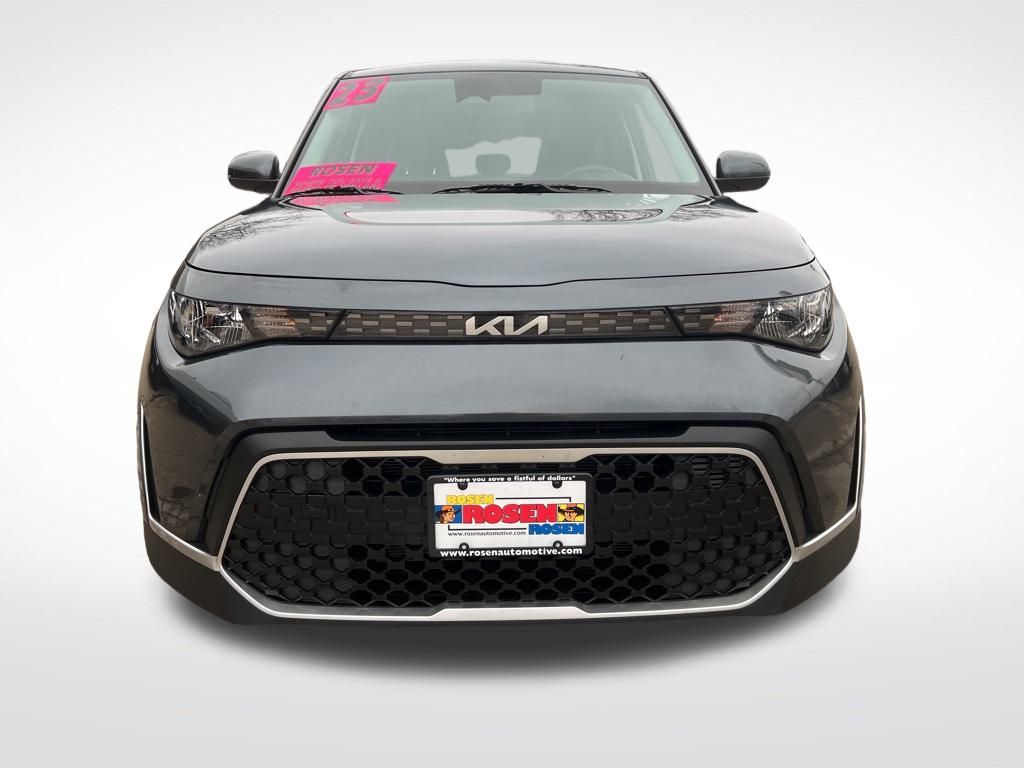 2023 Kia Soul LX photo