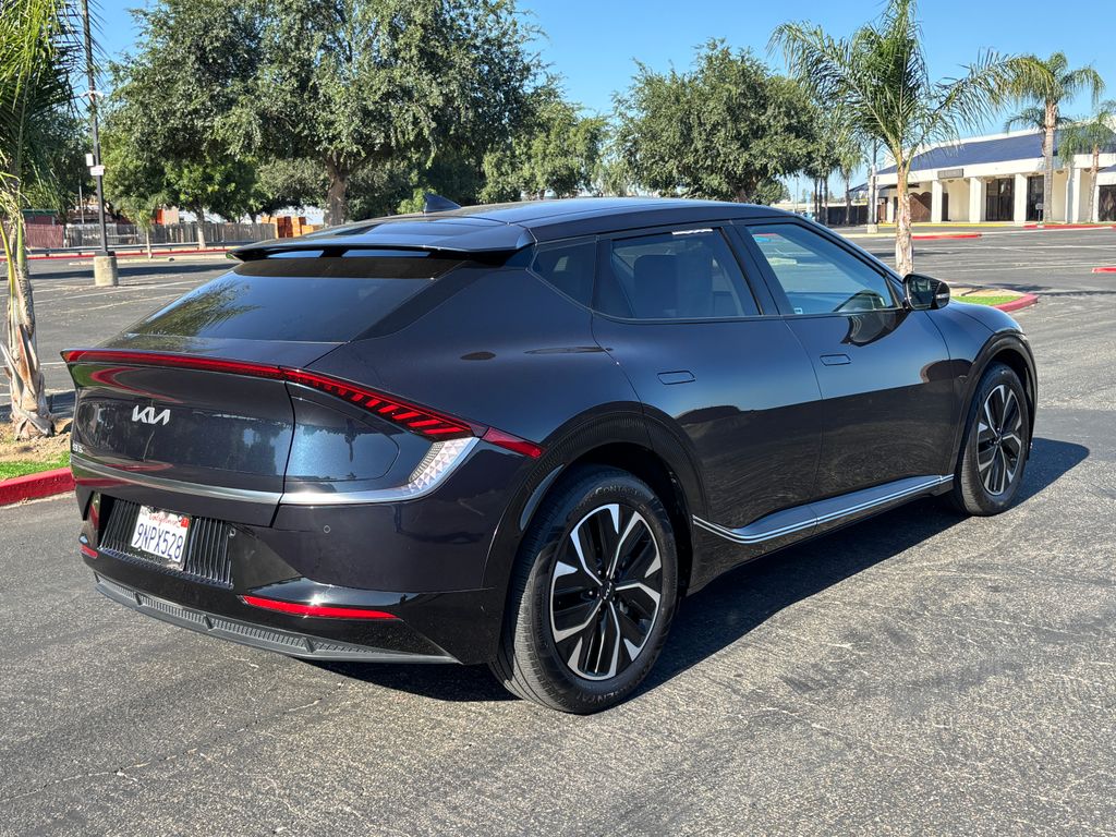Thumbnail: 2023 Kia EV6 - 5