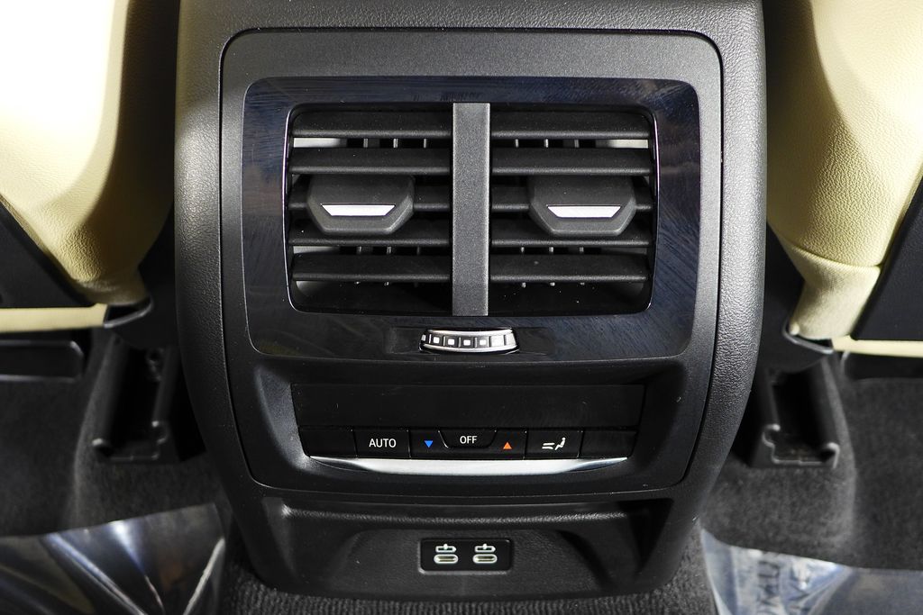 Thumbnail: 2023 BMW X3 - 24