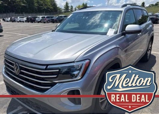 Silver 2025 Volkswagen Atlas SUV / Crossover Front-Wheel Drive 8-Speed Automatic
