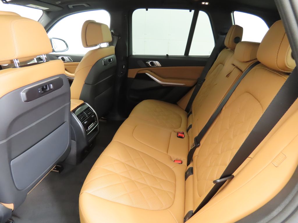 Thumbnail: 2026 BMW X5 - 22