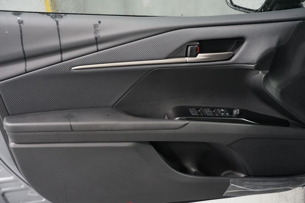 Thumbnail: 2026 Toyota Camry - 31