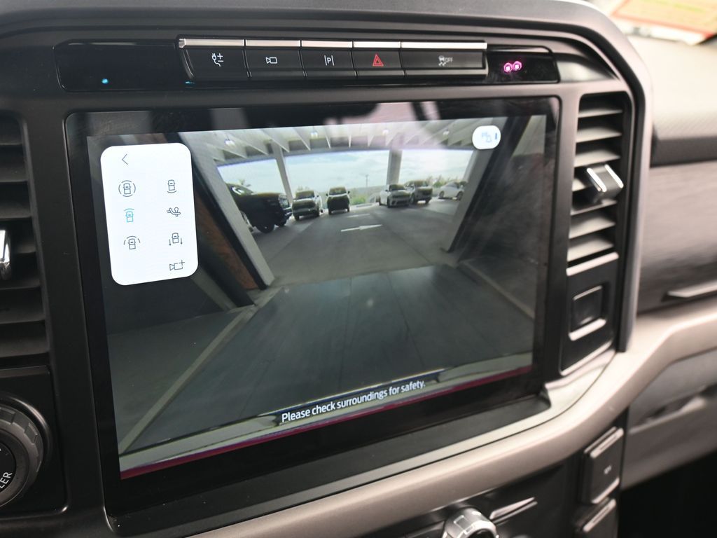 Used 2024 Red Metallic Ford XLT image 27