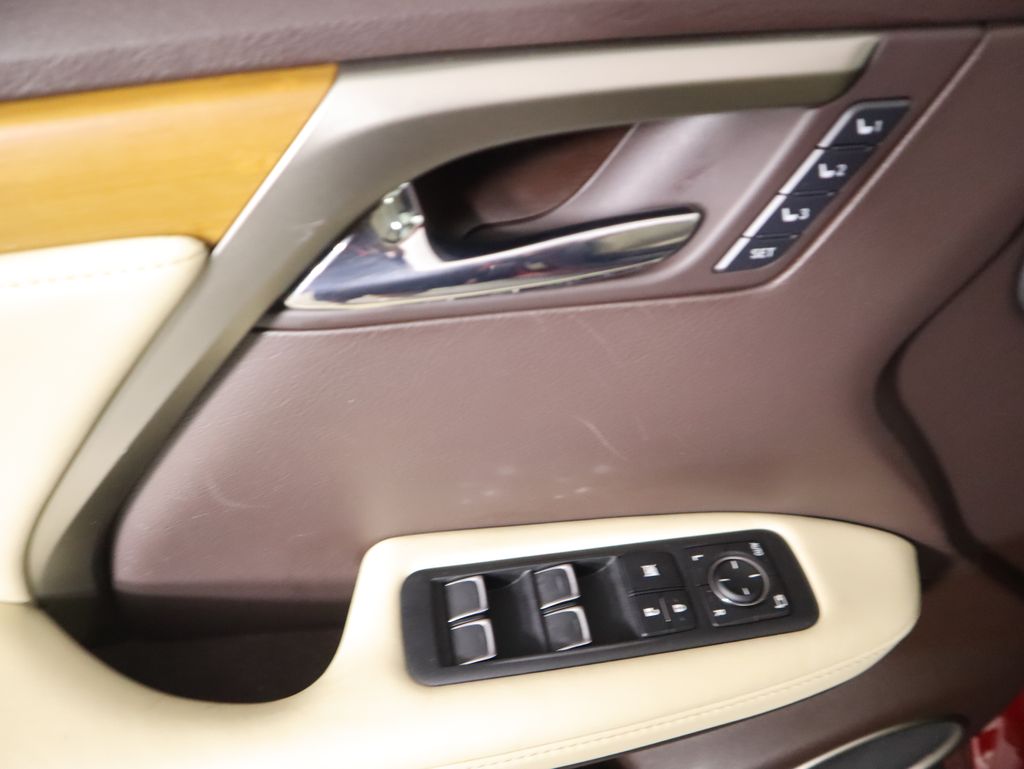Thumbnail: 2020 Lexus RX - 24