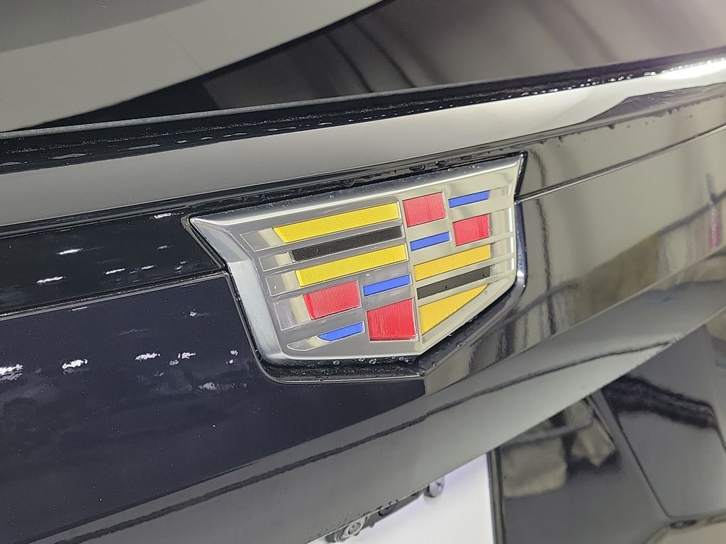 2022 Cadillac Escalade Sport - 6