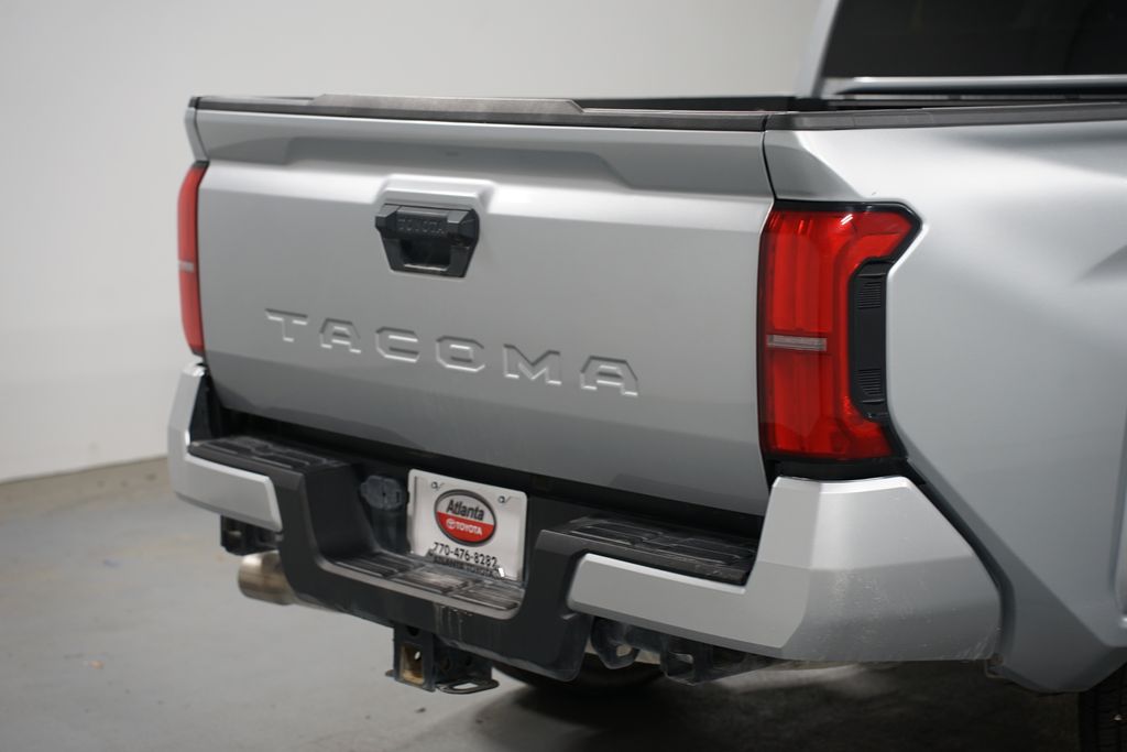 Thumbnail: 2024 Toyota Tacoma - 9