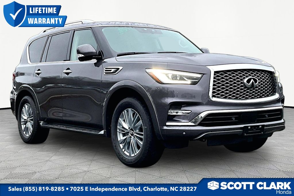 2024 INFINITI QX80 LUXE
