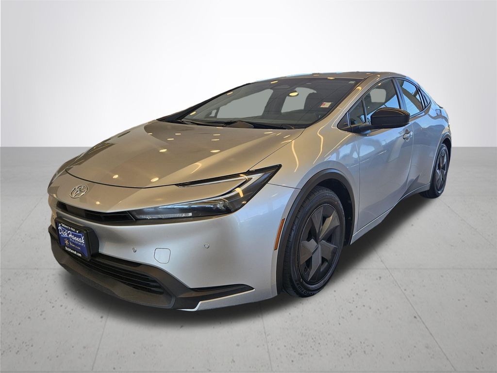 2024 Toyota Prius LE