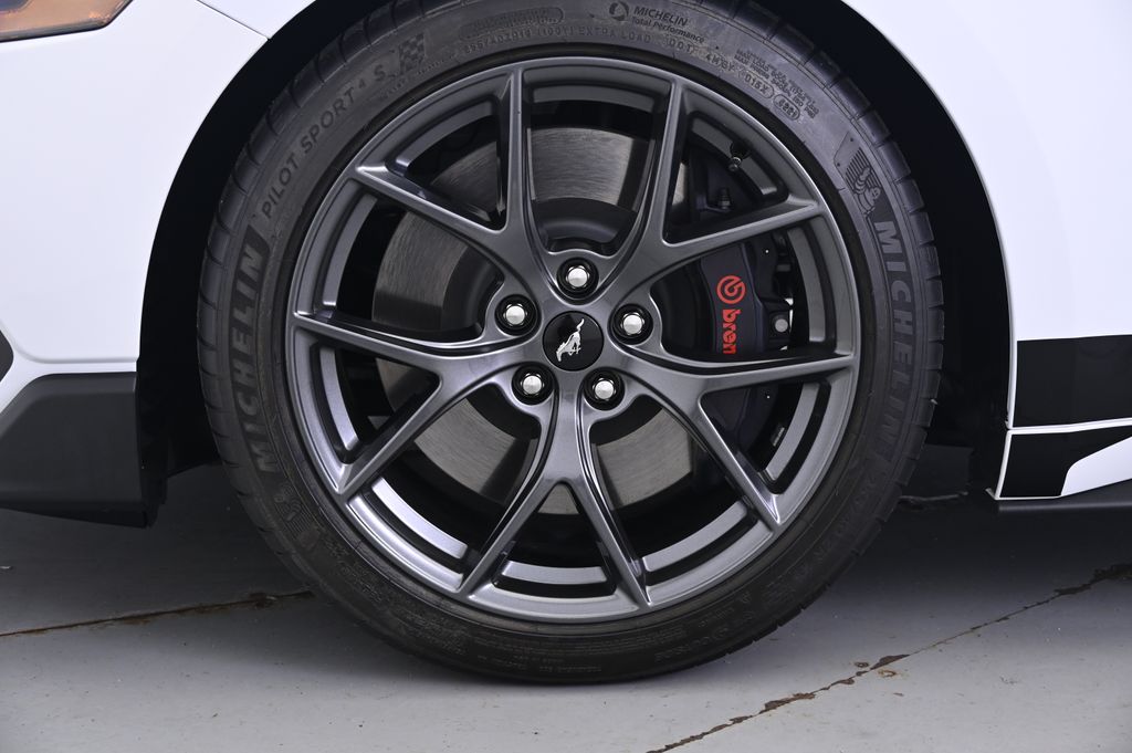 Thumbnail: 2021 Ford Mustang - 11