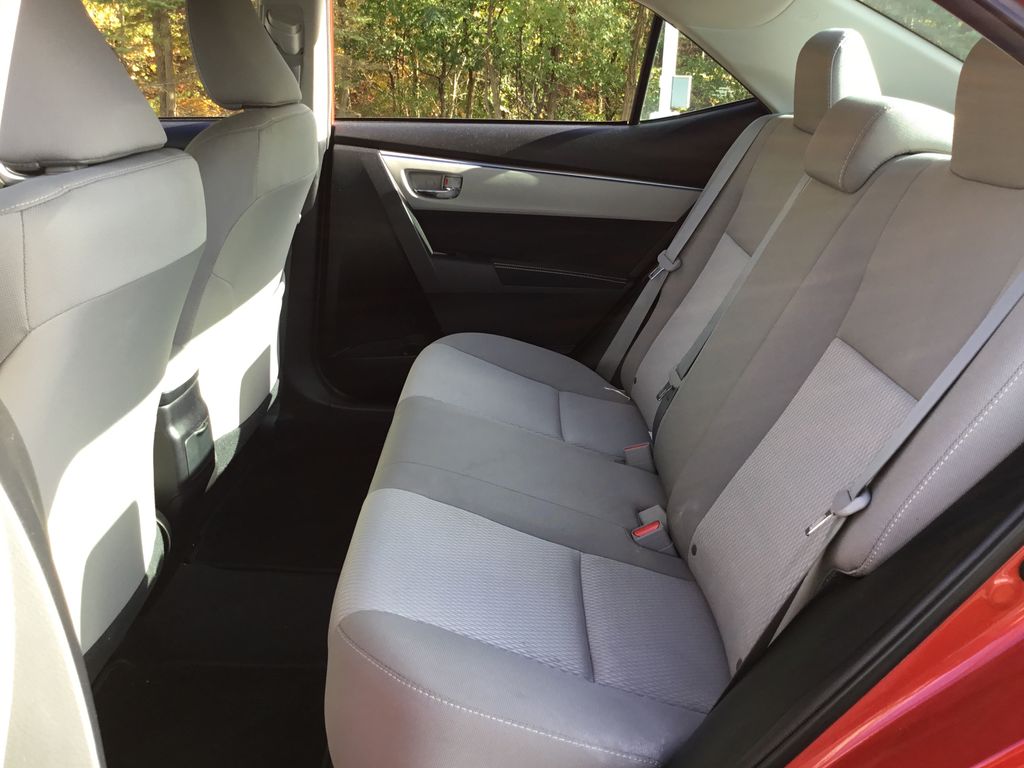 Thumbnail: 2014 Toyota Corolla - 10