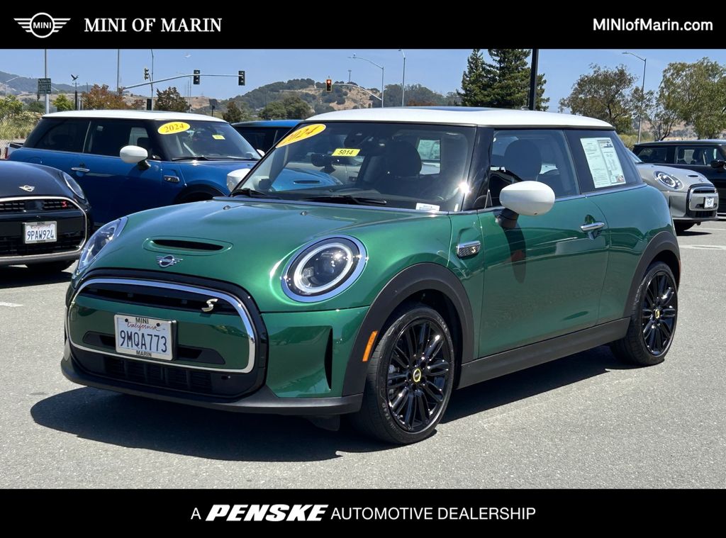 2024 MINI Cooper SE -
                  Corte Madera, CA