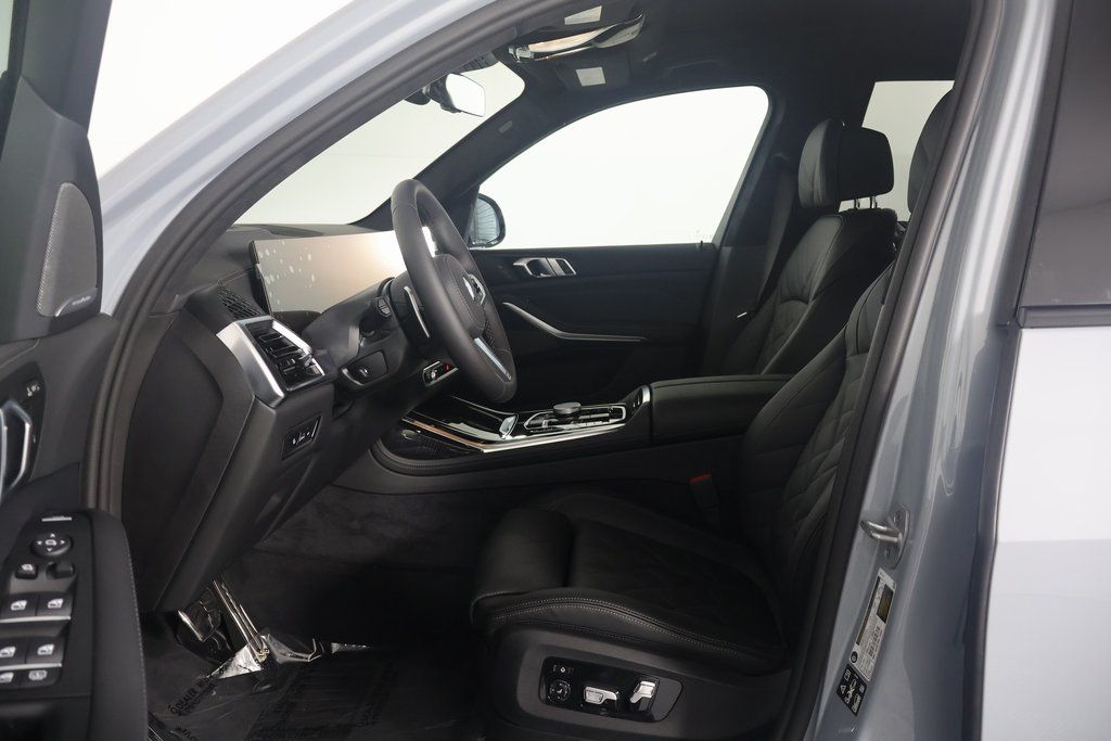 2026 BMW X7 xDrive40i 5