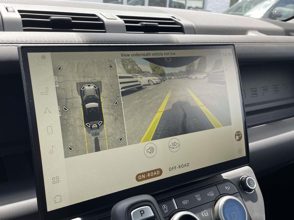 New 2026 Red Land Rover X-Dynamic SE image 27