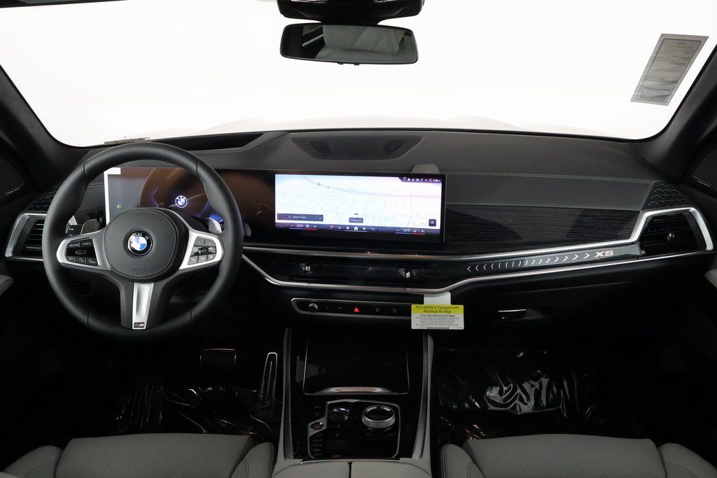 Thumbnail: 2026 BMW X5 - 4