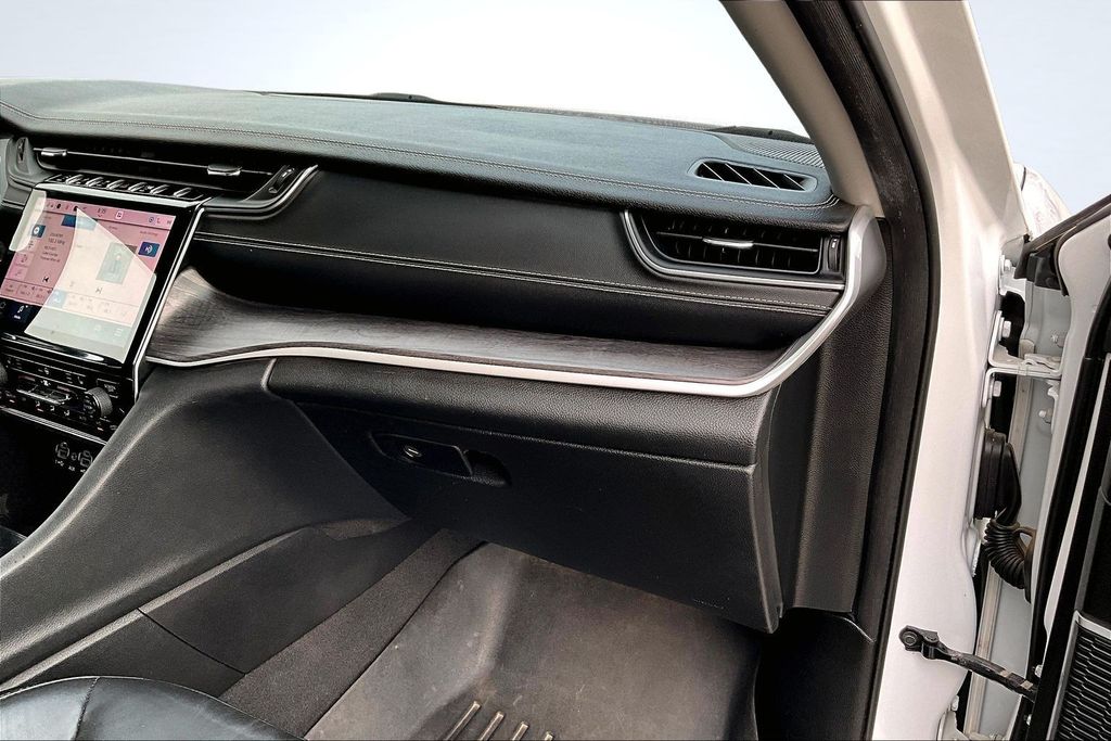 2022 Jeep Grand Cherokee L Limited White at Traditions Chevrolet