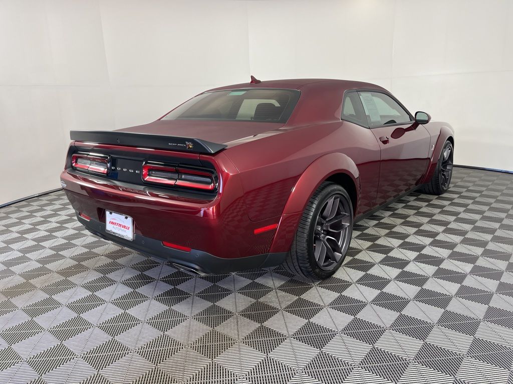 Thumbnail: 2022 Dodge Challenger - 5