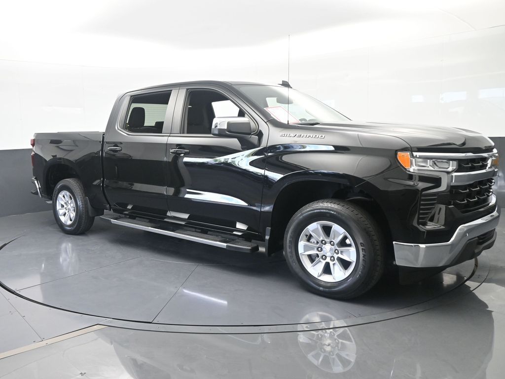 Used 2024 Black Chevrolet LT image 8