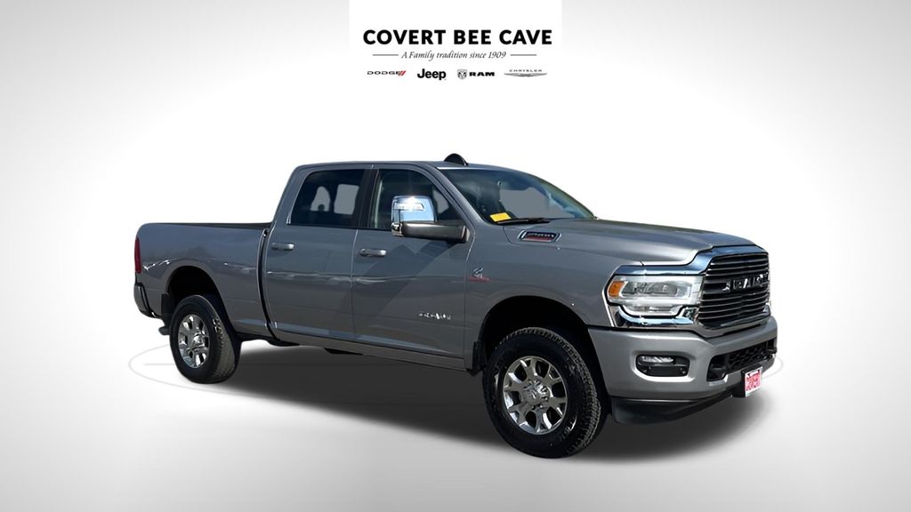 Billet Silver Metallic Clearcoat 2024 RAM 2500 Laramie Crew Cab 4WD Pickup Truck Four-Wheel Drive 6-Speed Automatic