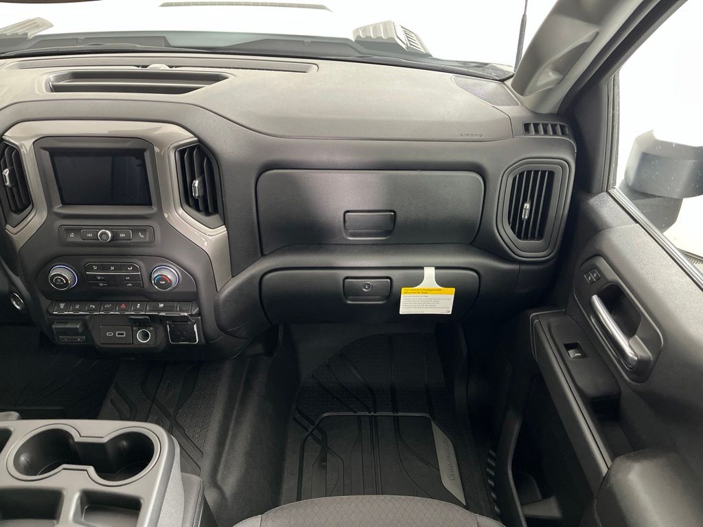 Thumbnail: 2026 Chevrolet Silverado 2500 - 18