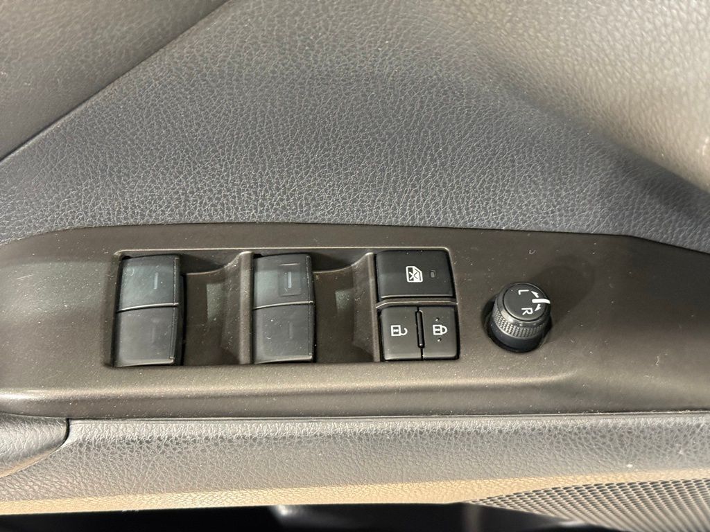 Thumbnail: 2024 Toyota Camry - 15