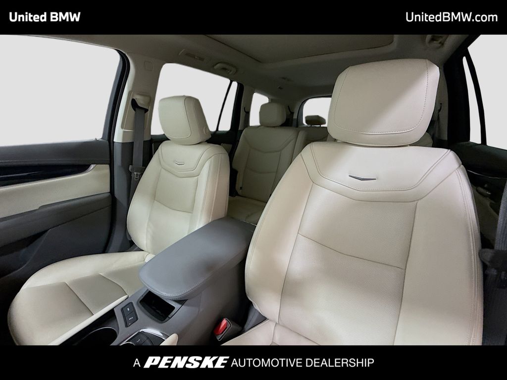 Thumbnail: 2025 Cadillac XT6 - 5