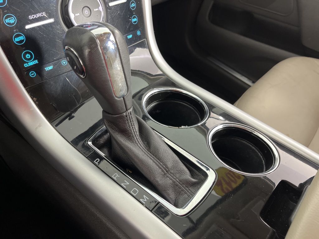 2012 Ford Edge Limited 30