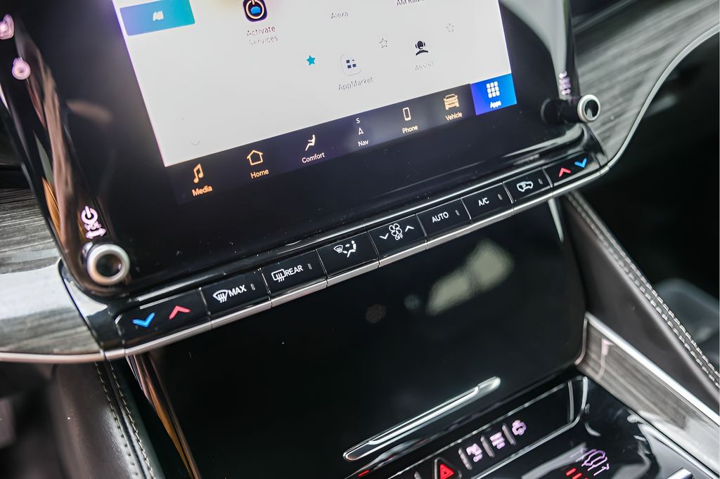 Used Car 2022 Jeep Wagoneer  Series Iii For Sale Under $50,000 In Austin, Texas