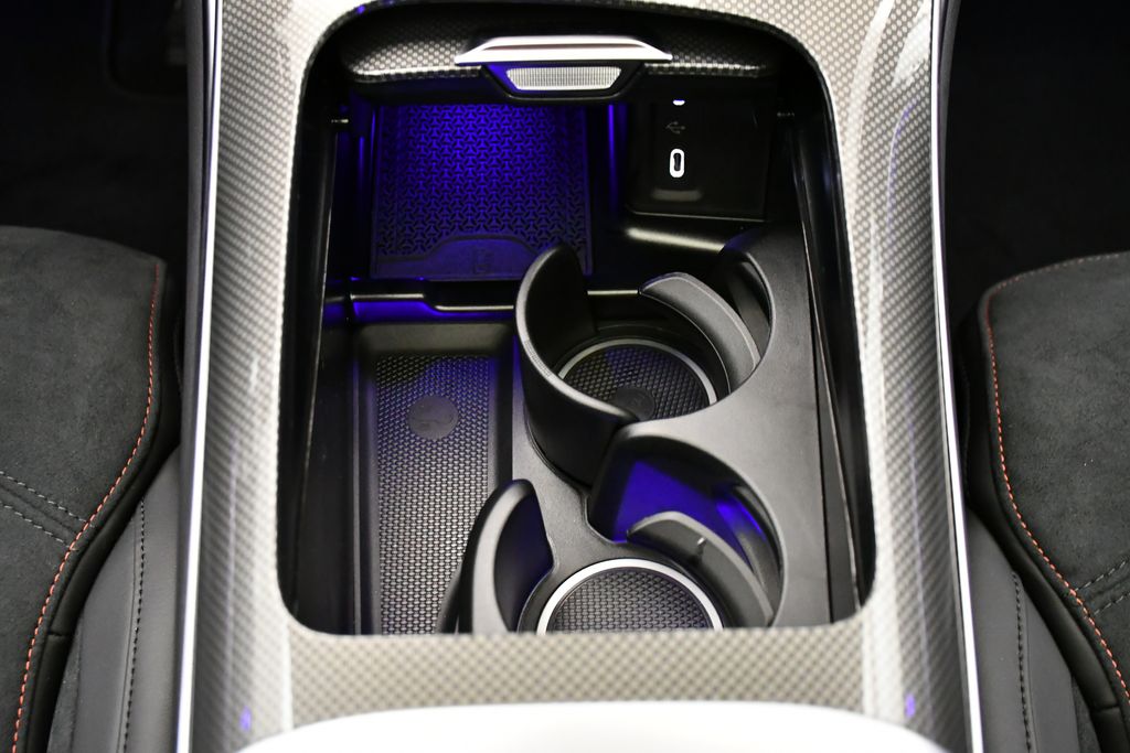 Thumbnail: 2026 Mercedes-Benz GLC - 31