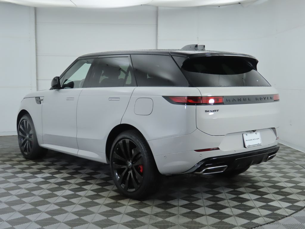Thumbnail: 2025 Land Rover Range Rover Sport - 7