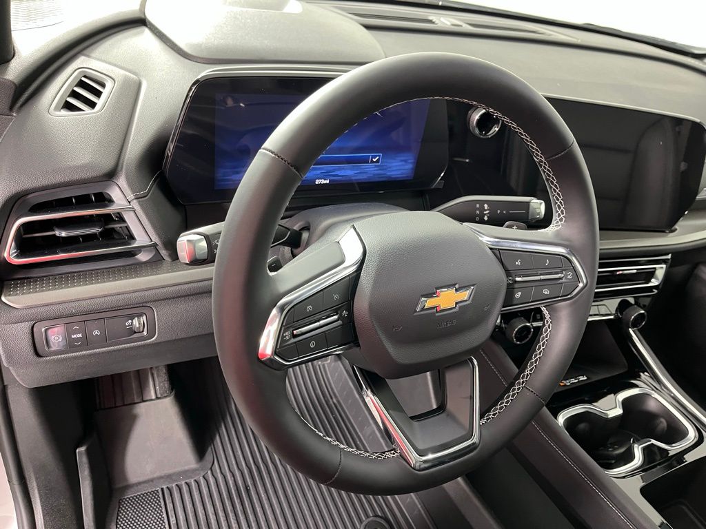 Thumbnail: 2026 Chevrolet Traverse - 28