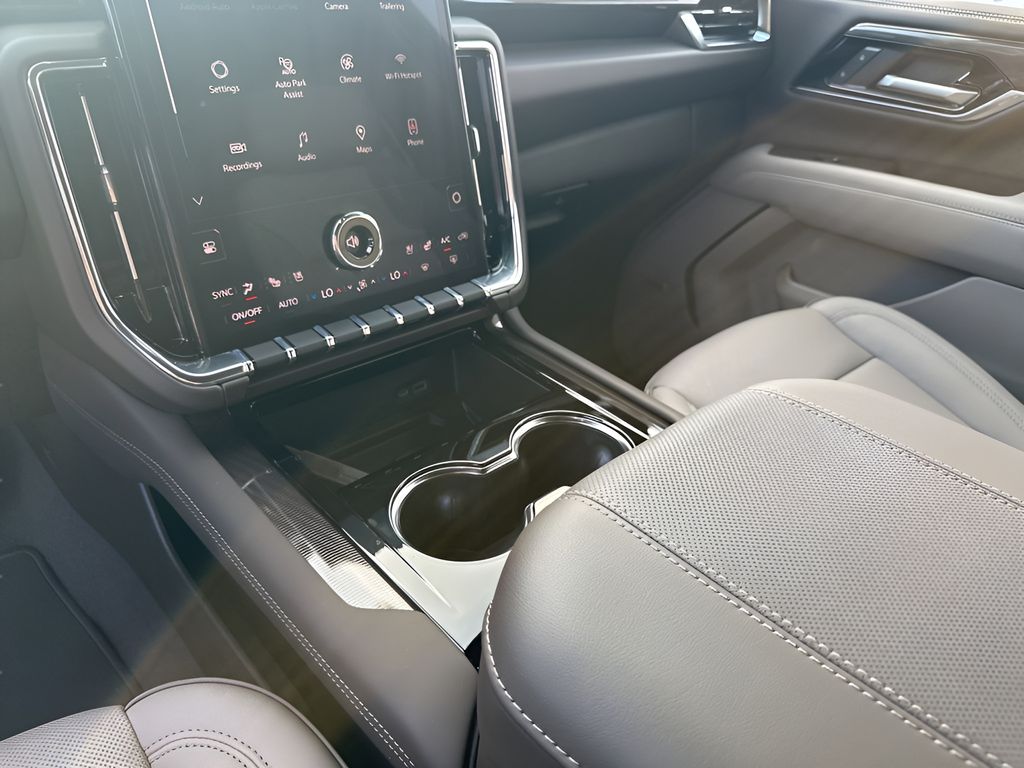 New 2026  GMC Elevation image 37