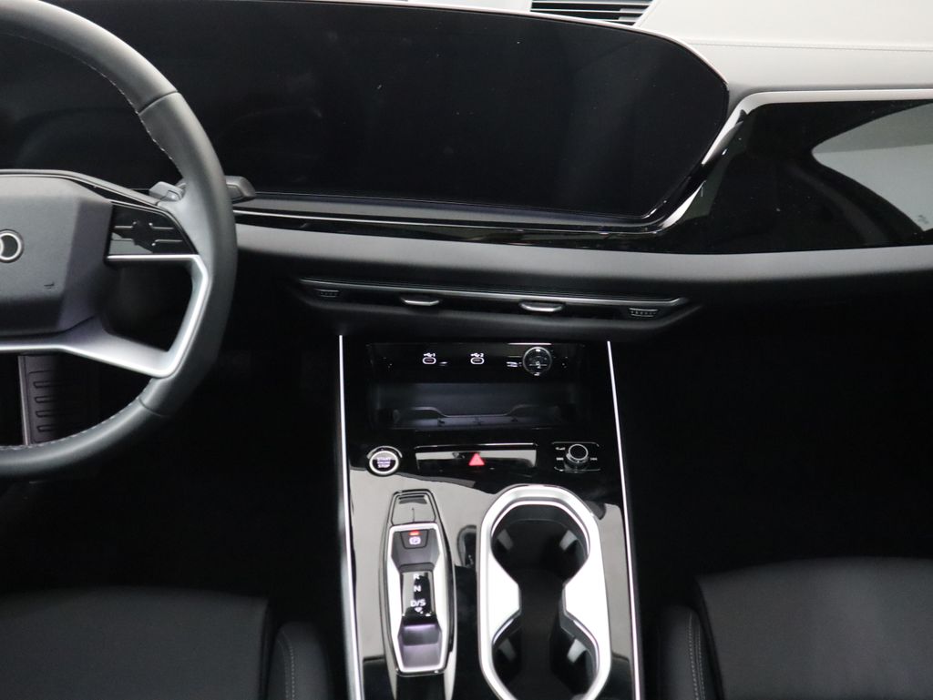 Thumbnail: 2026 Audi A6 - 16