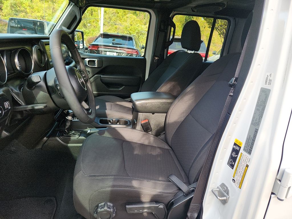 Thumbnail: 2023 Jeep Wrangler - 13